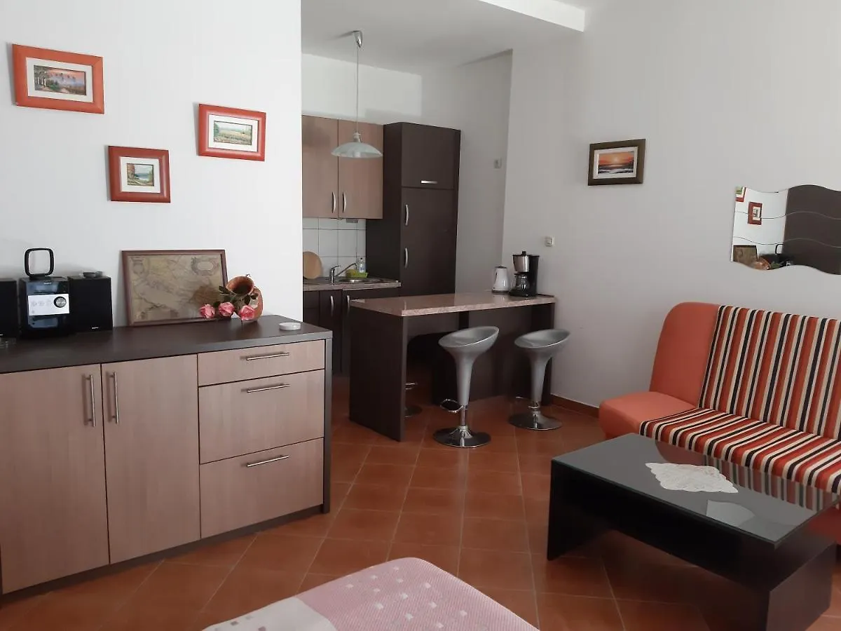Studio Apartman Nissa, מסלניקה