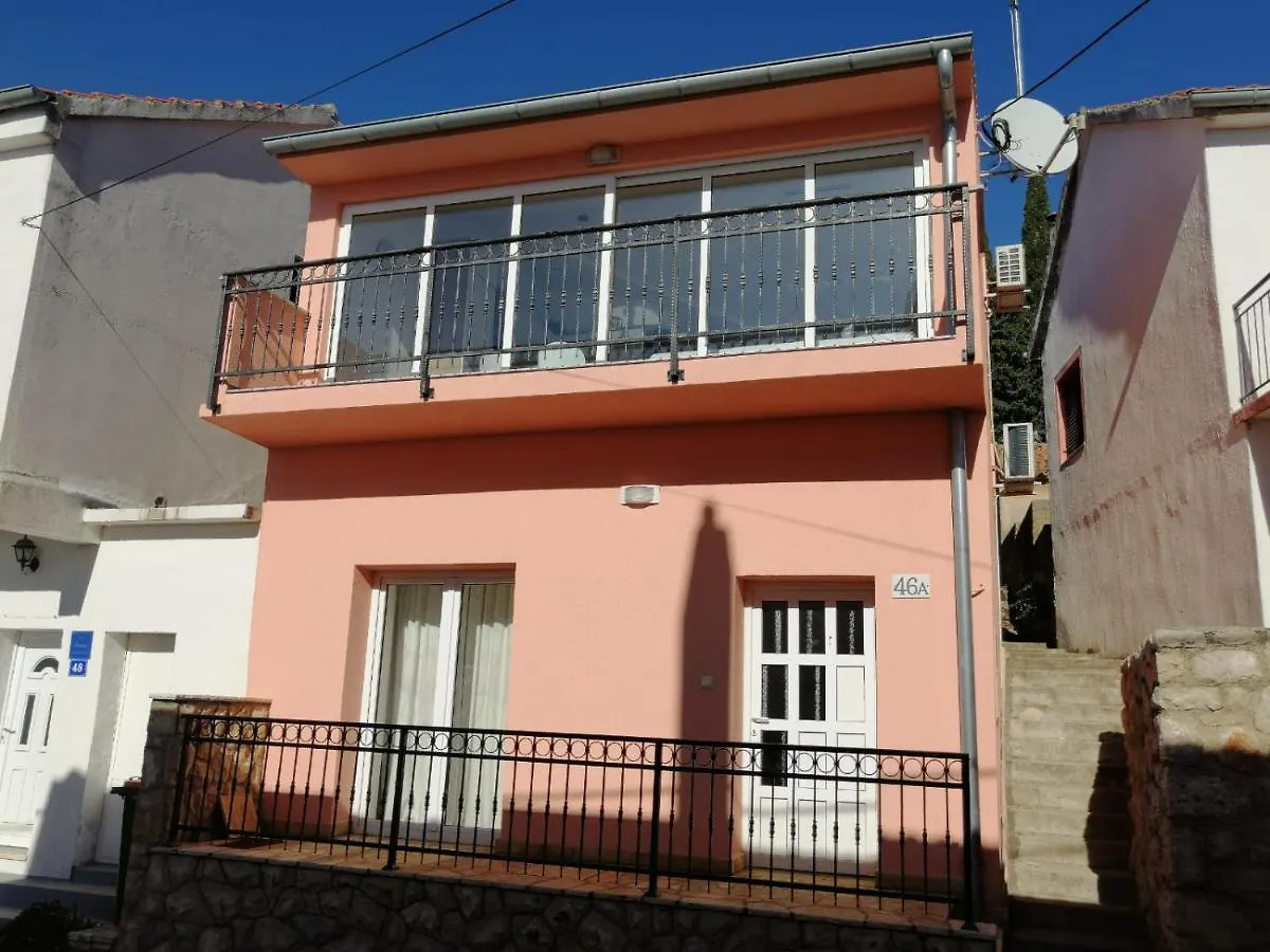 Studio Apartman Nissa, מסלניקה דירה